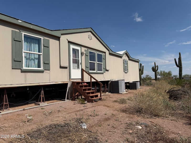 735 Frontier St, Apache Junction, AZ 85120