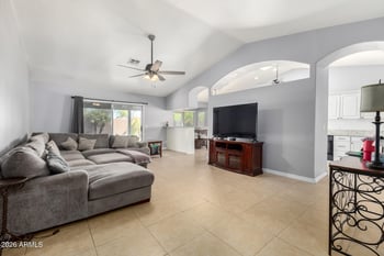 735 Winthrop Cir, Mesa, AZ 85204