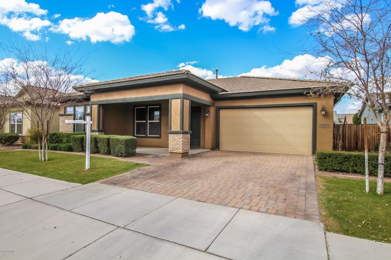7350 E Pampa Ave, Mesa, AZ 85212