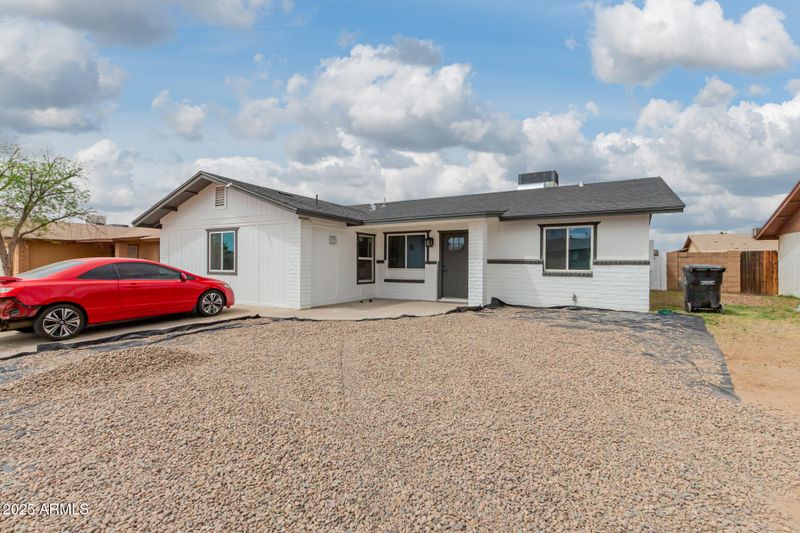 7350 W Sells Dr, Phoenix, AZ 85033