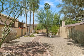 7352 N 7th Pl, Phoenix, AZ 85020
