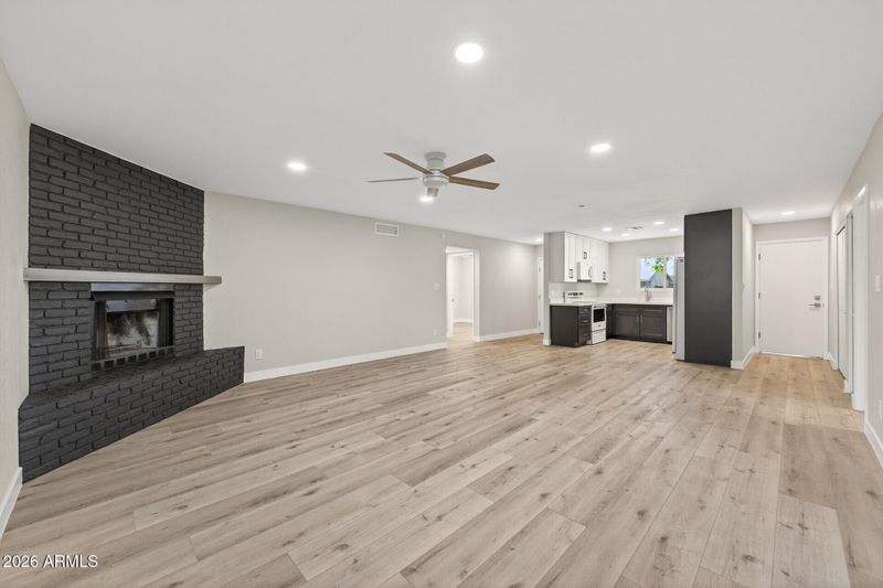 7352 W Meadowbrook Ave, Phoenix, AZ 85033