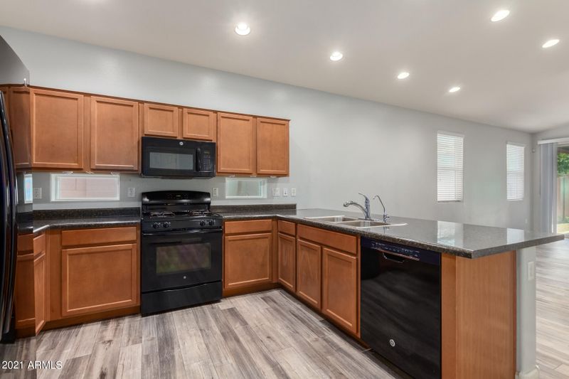 7353 E Onza Ave, Mesa, AZ 85212