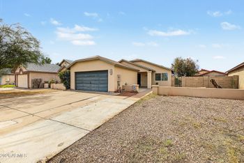 7354 N 69th Ave, Glendale, AZ 85303
