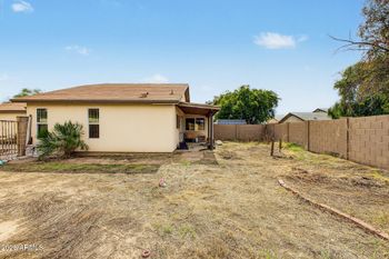 7354 N 69th Ave, Glendale, AZ 85303