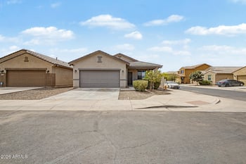 7355 W Hughes Dr, Phoenix, AZ 85043