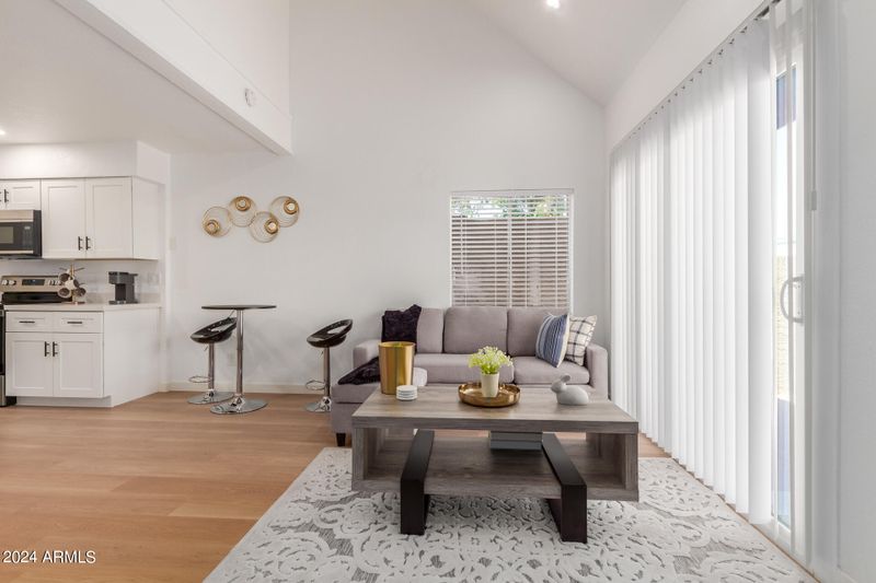 7356 N 43rd Ave, Glendale, AZ 85301