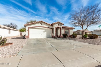 7356 Solano Dr, Glendale, AZ 85303