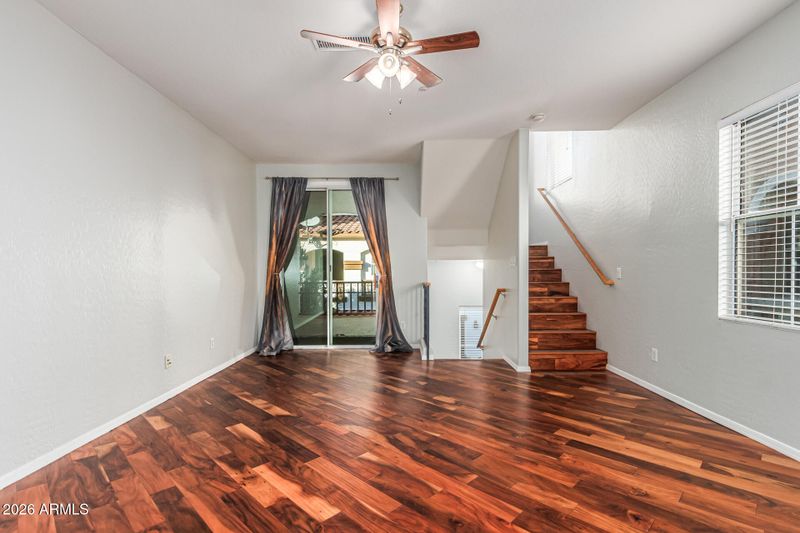 736 N Laguna Dr, Gilbert, AZ 85233