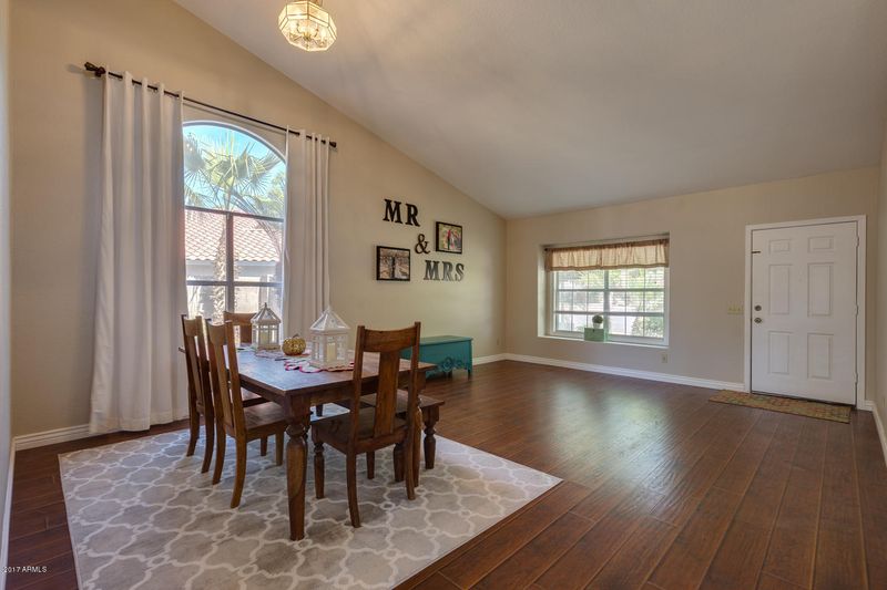 736 N Slate St, Gilbert, AZ 85234
