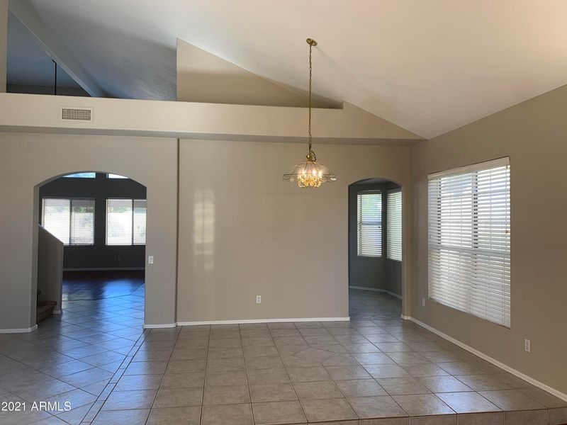 736 W Beverly Ln, Phoenix, AZ 85023