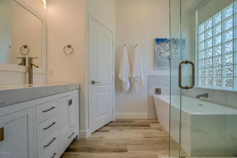 7360 E Overlook Dr, Scottsdale, AZ 85255