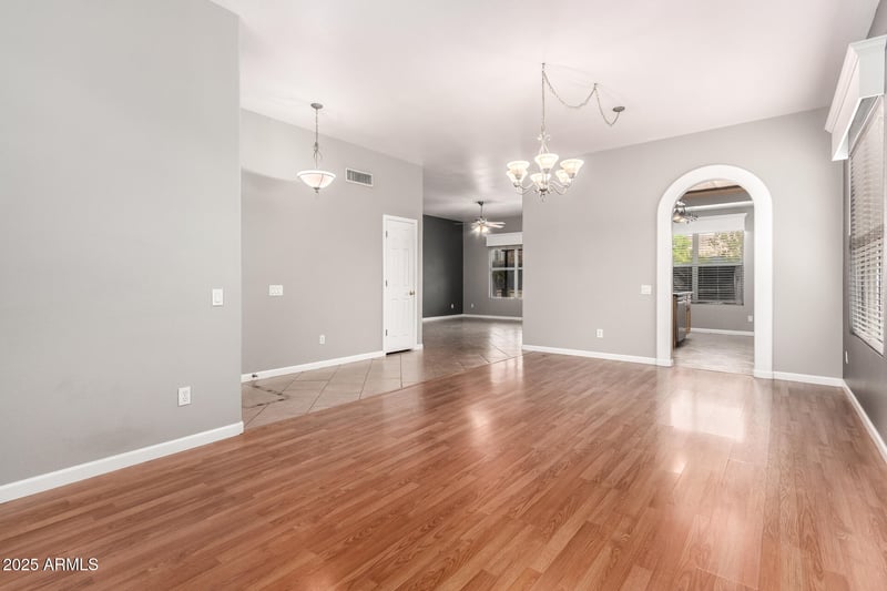 7360 June St, Mesa, AZ 85207