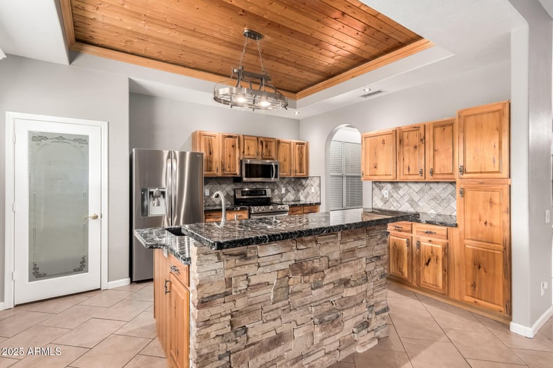 7360 June St, Mesa, AZ 85207