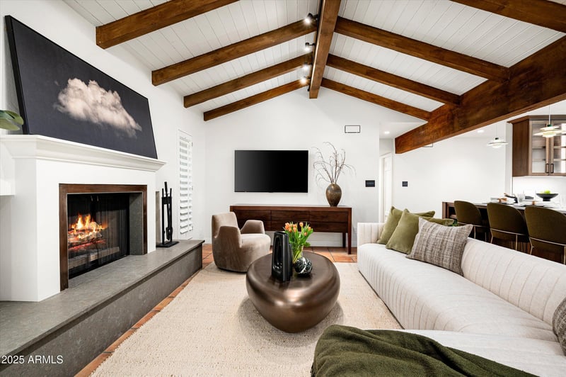 7360 Lincoln Dr #1, Scottsdale, AZ 85250