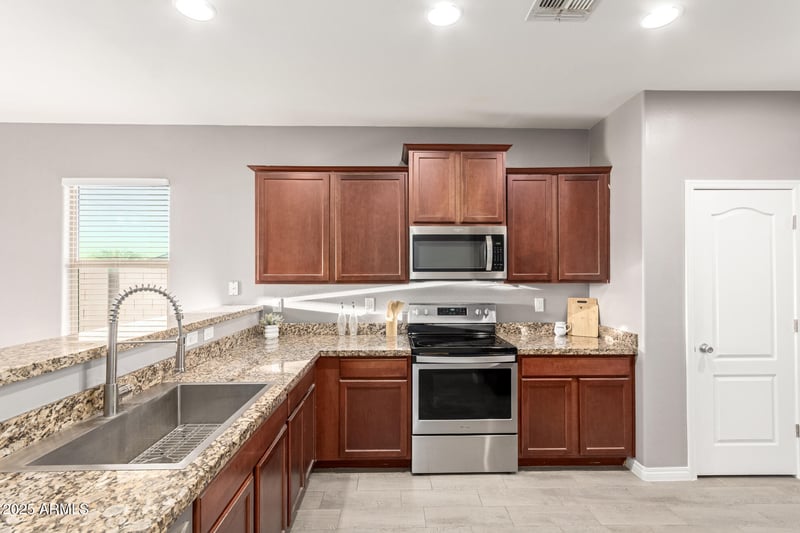 7362 254th Dr, Buckeye, AZ 85326