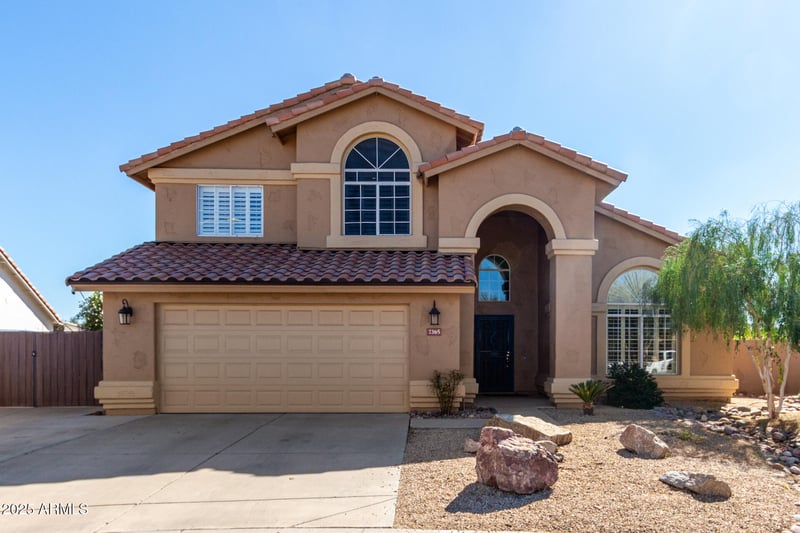 7365 Via Del Sol Dr, Glendale, AZ 85310