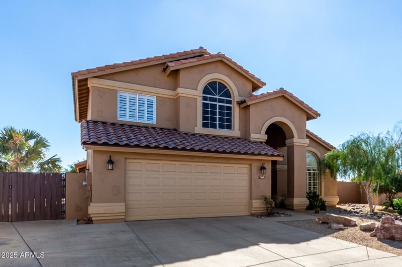 7365 Via Del Sol Dr, Glendale, AZ 85310
