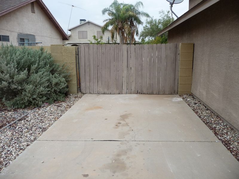 7366 W Cholla St, Peoria, AZ 85345