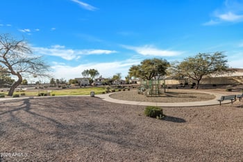 7368 Solano Dr, Glendale, AZ 85303