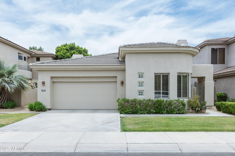 7369 Del Acero Dr, Scottsdale, AZ 85258