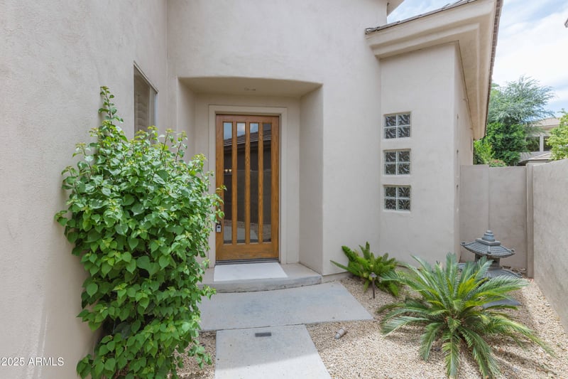7369 Del Acero Dr, Scottsdale, AZ 85258