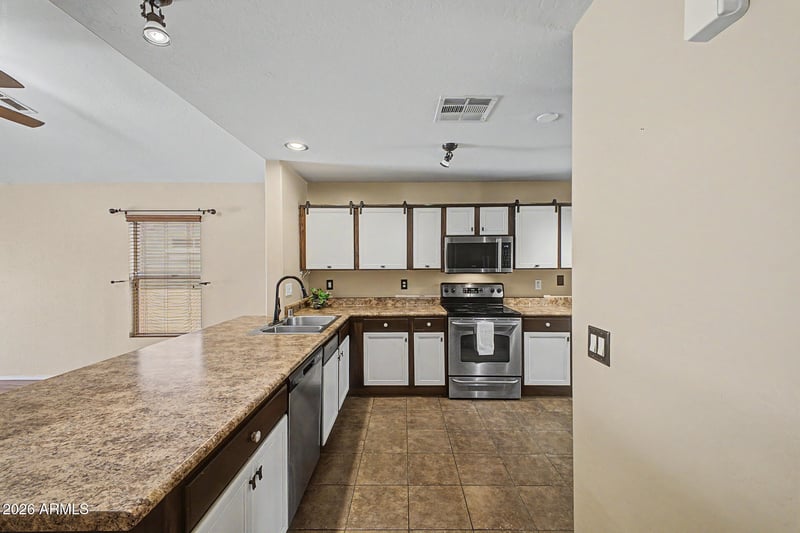 737 S 167th Dr, Goodyear, AZ 85338