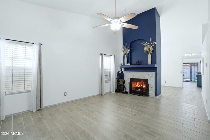 7371 W Eva St, Peoria, AZ 85345