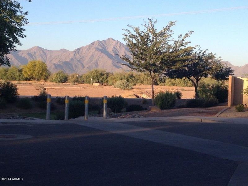 7378 W Magdalena Ln, Laveen, AZ 85339