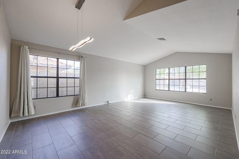 7378 W Oraibi Dr, Glendale, AZ 85308