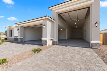 7379 Lisbon Ln, Peoria, AZ 85381