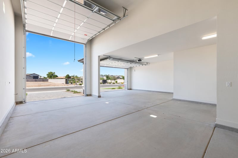 7379 Lisbon Ln, Peoria, AZ 85381