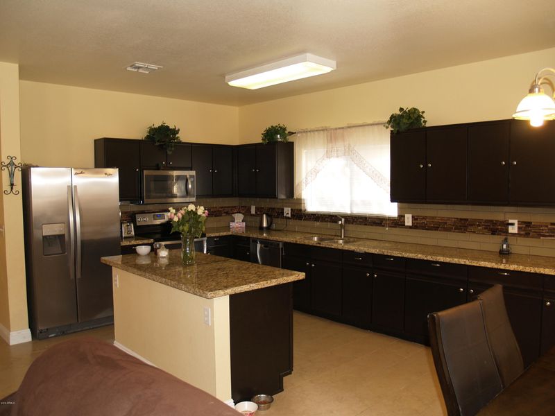 738 E Rose Marie Ln, Phoenix, AZ 85022