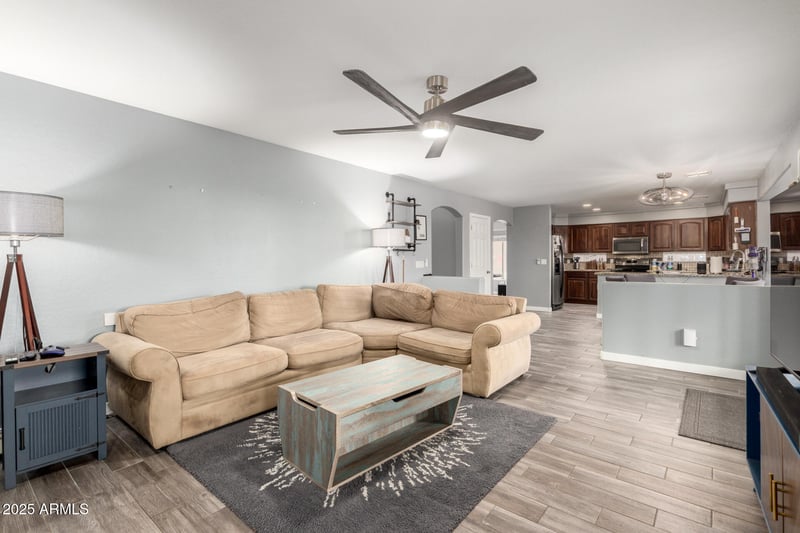738 Rosebud Dr, San Tan Valley, AZ 85143
