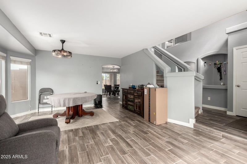 738 Rosebud Dr, San Tan Valley, AZ 85143