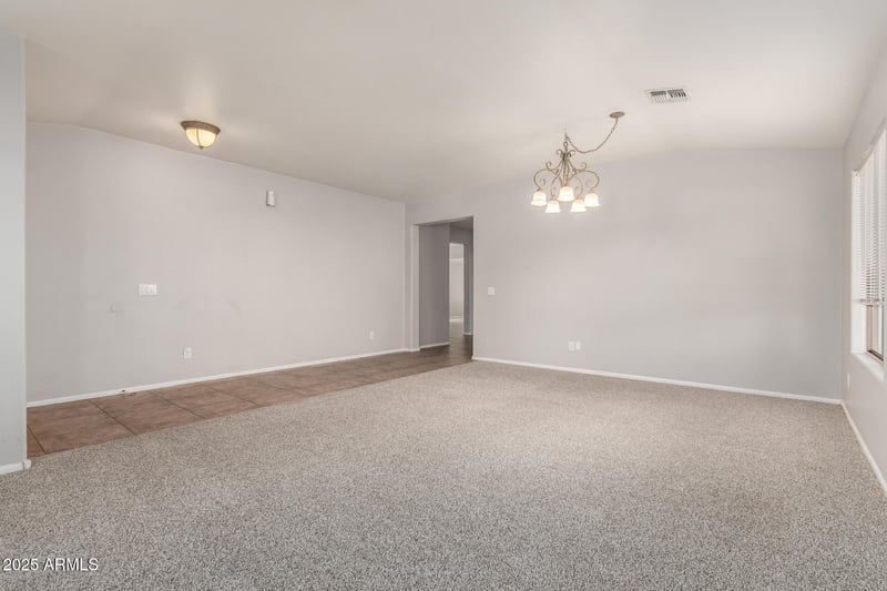 738 Saddle Way, San Tan Valley, AZ 85143