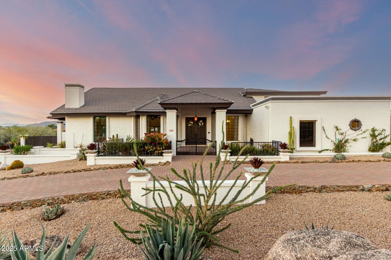7390 E Stagecoach Pass --, Carefree, AZ 85377