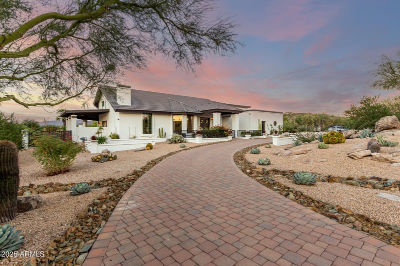 7390 Stagecoach Pass --, Carefree, AZ 85377