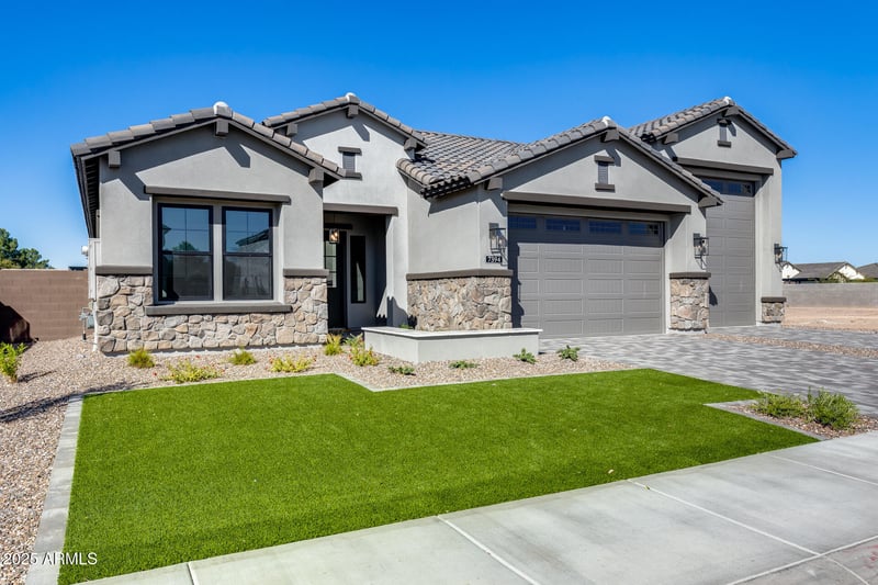 7394 Lisbon Ln, Peoria, AZ 85381