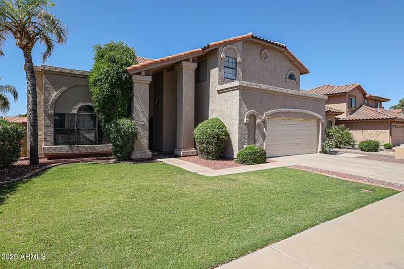 7395 Oraibi Dr, Glendale, AZ 85308