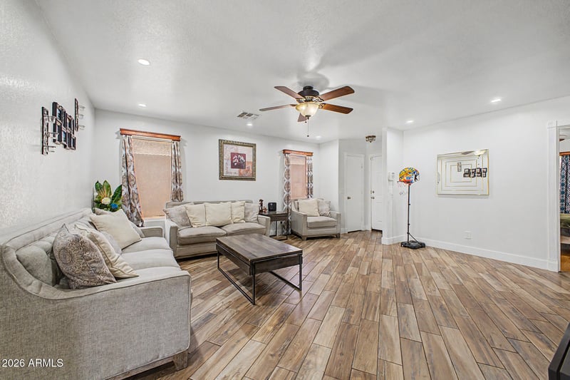 7395 W Rancho Dr, Glendale, AZ 85303