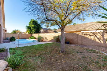 7398 Lariat Ln, Peoria, AZ 85383