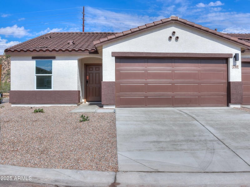 740 Dylan Ct, Wickenburg, AZ 85390