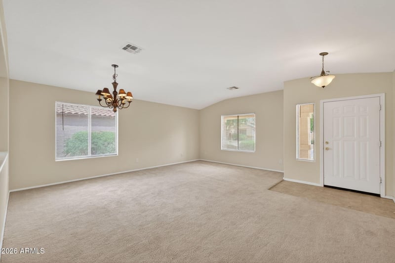 740 Mule Train Trl, San Tan Valley, AZ 85143
