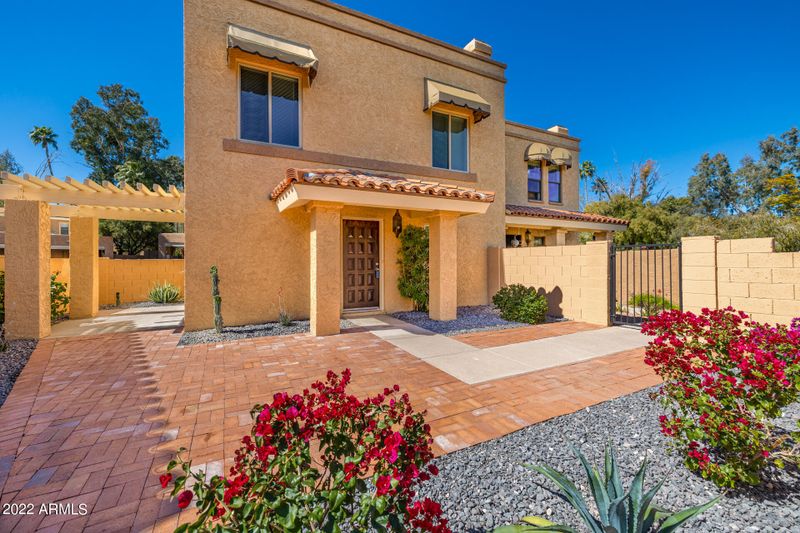 740 E North Ln #3, Phoenix, AZ 85020
