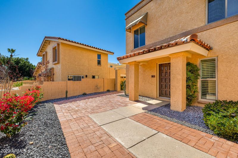 740 E North Ln #3, Phoenix, AZ 85020