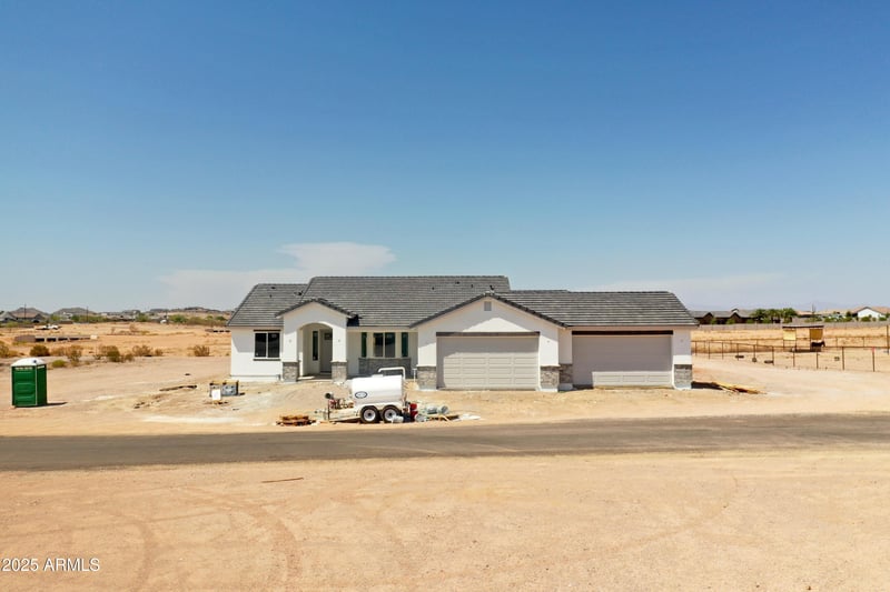 740 Patrick Pl, San Tan Valley, AZ 85143