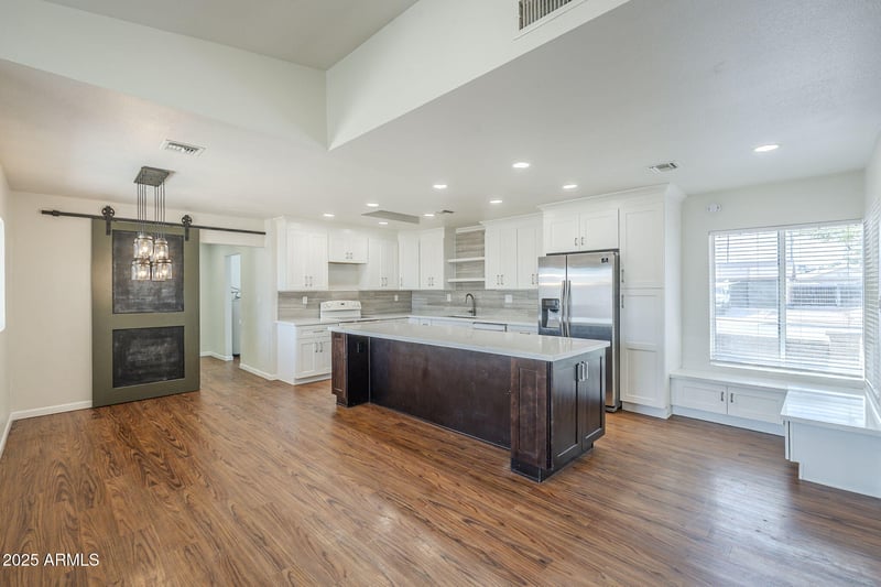740 Posada Ave, Mesa, AZ 85210