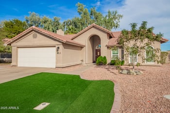 740 Saragosa St, Chandler, AZ 85225