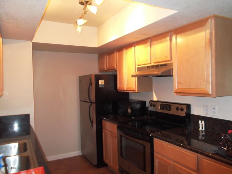 740 W Elm St #164, Phoenix, AZ 85013